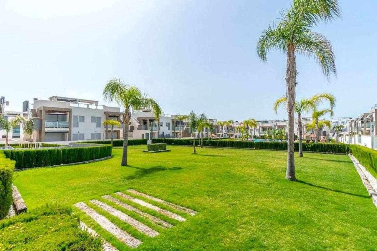 Espanhouse Caroline Bungalow Torrevieja Exterior photo