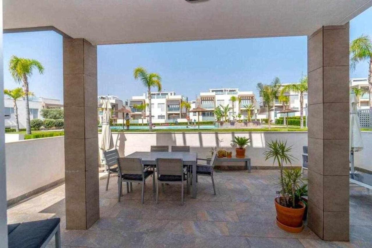 Espanhouse Caroline Bungalow Torrevieja Exterior photo